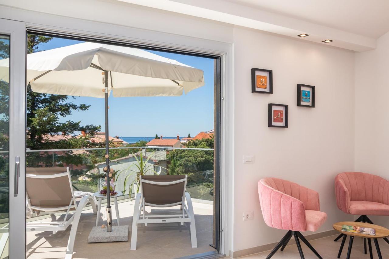 פאז'אנה Villa Elena Deluxe Mit Whirlpool Und Beheiztem Pool Am Meer Und Wunderschoenen Blick Auf Die Brijuni Inseln מראה חיצוני תמונה