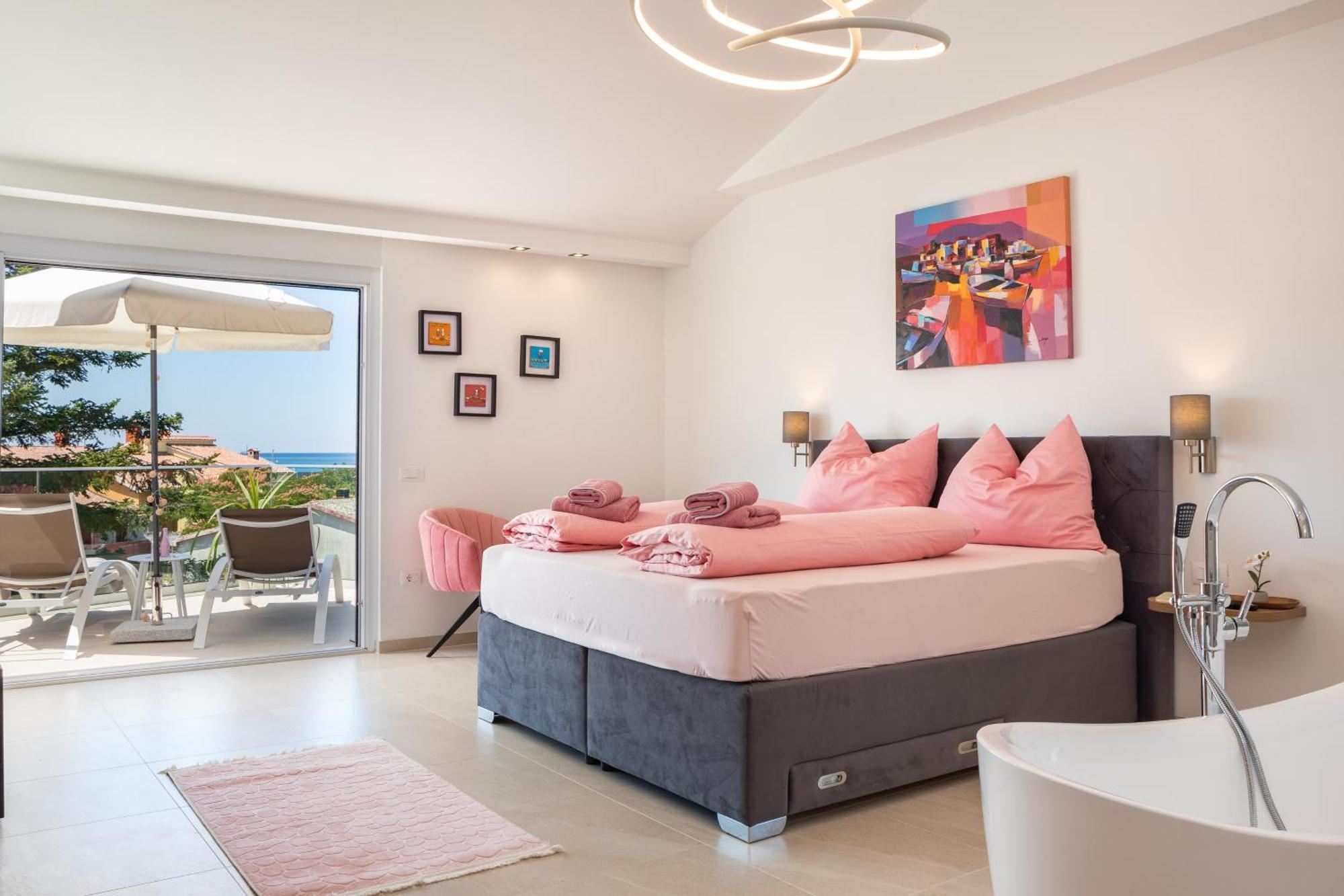 פאז'אנה Villa Elena Deluxe Mit Whirlpool Und Beheiztem Pool Am Meer Und Wunderschoenen Blick Auf Die Brijuni Inseln מראה חיצוני תמונה